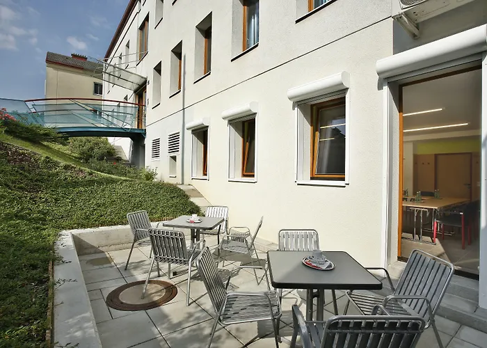 Am Spiegeln Dialog.Hotel.Wien